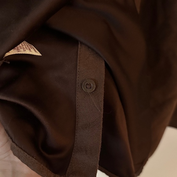NOTHERN REFLECTIONS | Vintage Brown Button-Up Shirt with Engraved Leave Detail - Picture 13 of 15